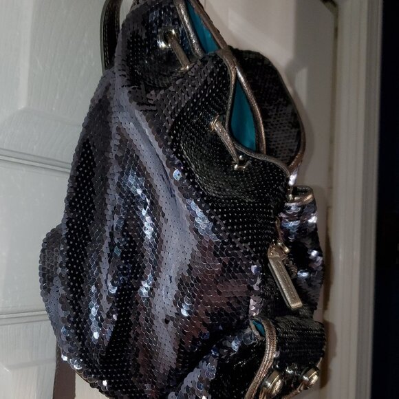 COACH POPPY SEQUIN BLUE SILVER METALLIC BACK PACK  Med key fob Guc - Picture 3 of 7